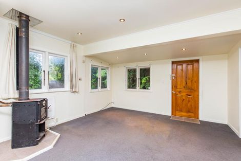 Photo of property in 796 South Titirangi Road, Titirangi, Auckland, 0604