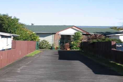 Photo of property in 16 Brightwell Street, Papakura, 2110