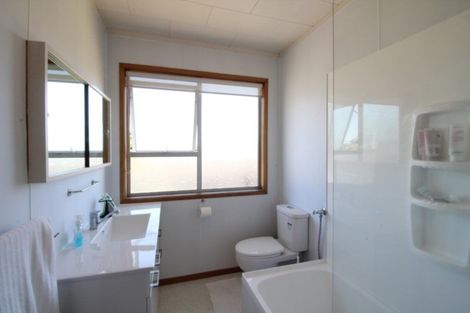 Photo of property in 1/43 Wallace Road, Papatoetoe, Auckland, 2025