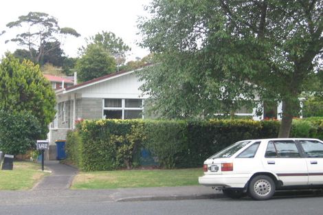 Photo of property in 1/42 Chartwell Avenue, Glenfield, Auckland, 0629