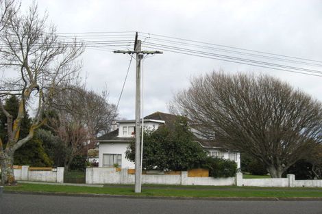 Photo of property in 2/6 Churchill Street, Levin, 5510