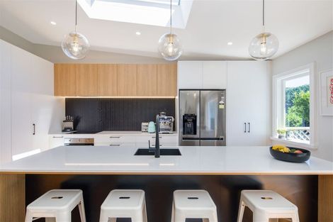 Photo of property in 52 Stanley Street, Berhampore, Wellington, 6023