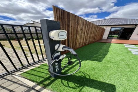 Photo of property in 11b Tributary Parade, Karaka, Papakura, 2113