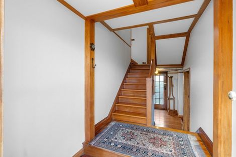 Photo of property in 10 Maire Street, Eastbourne, Lower Hutt, 5013