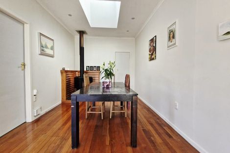 Photo of property in 42 Joseph Street, Waverley, Invercargill, 9810