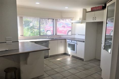 Photo of property in 4 Molyneux Place, Welcome Bay, Tauranga, 3112