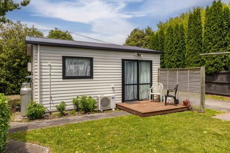 Photo of property in 15 Attlee Crescent, Bryndwr, Christchurch, 8053