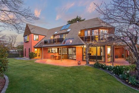 Photo of property in 17 Hanover Place, Ilam, Christchurch, 8041