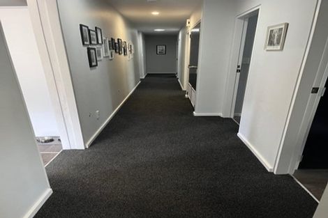 Photo of property in 12 Botany Lane, Whitby, Porirua, 5024