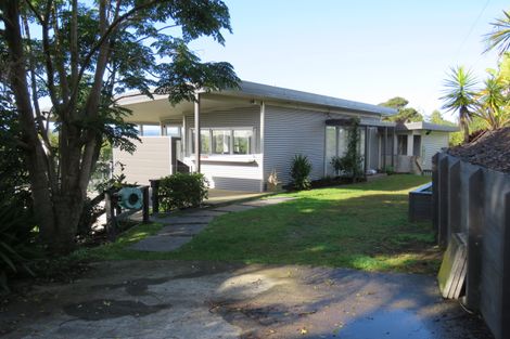 Photo of property in 4 Broadview Road, Opua, 0200