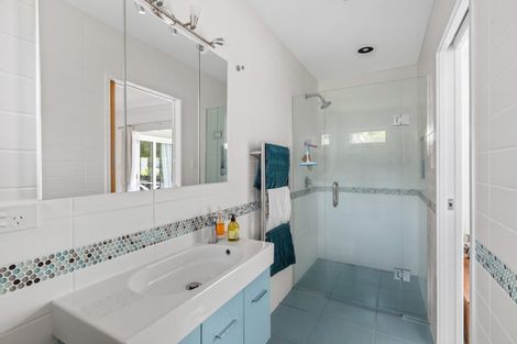 Photo of property in 6 Watea Road, Torbay, Auckland, 0630