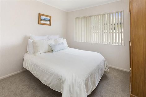 Photo of property in 12 Carousel Crescent, East Tamaki Heights, Auckland, 2016