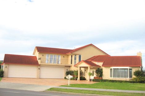 Photo of property in 50 Glenross Drive, Wattle Downs, Auckland, 2103