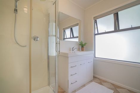 Photo of property in 10 Marquet Place, Tairua, 3508