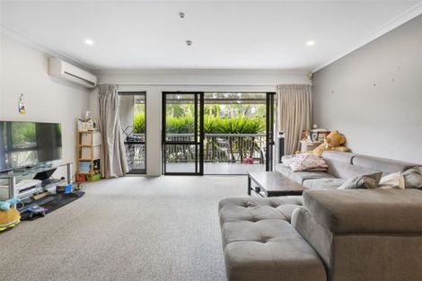 Photo of property in 7/128 Stancombe Road, Flat Bush, Auckland, 2016