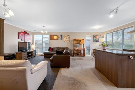 Photo of property in 84 Invergarry Road, Hilltop, Taupo, 3330