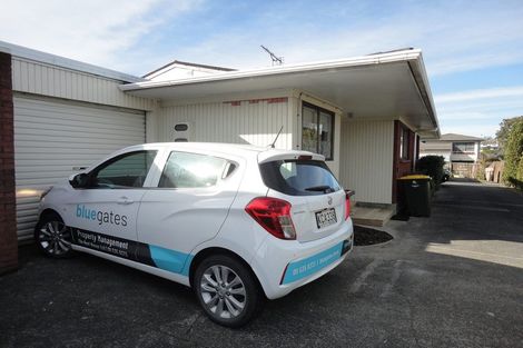 Photo of property in 2/76 Wellington Street, Howick, Auckland, 2014