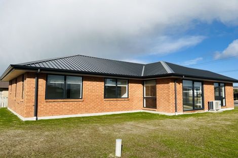 Photo of property in 48 Mcquarrie Street, Strathern, Invercargill, 9812