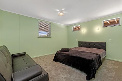 Photo of property in 2 Taipari Avenue, Raglan, 3225