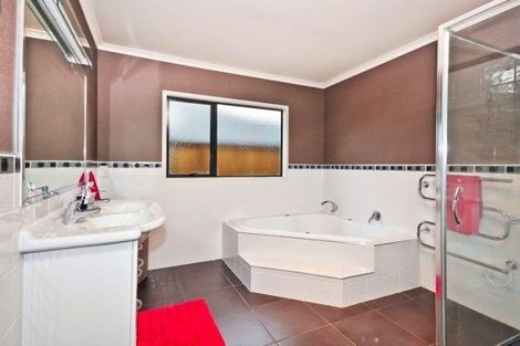 Photo of property in 45 The Esplanade, Huntington, Hamilton, 3210