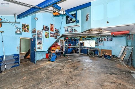 Photo of property in 114 Ennis Avenue, Pakuranga Heights, Auckland, 2010