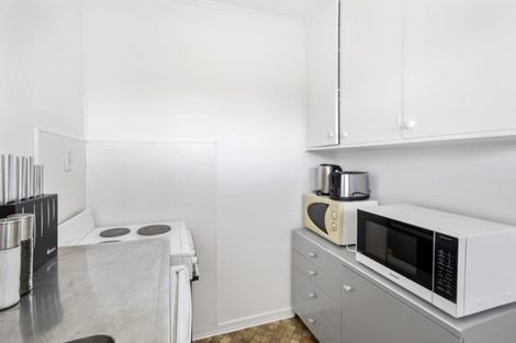 Photo of property in 213 Jervois Road, Herne Bay, Auckland, 1011