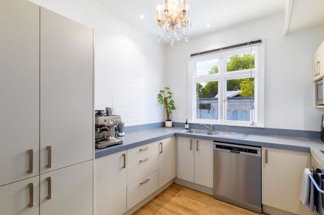 Photo of property in 1/136 North Avon Road, Richmond, Christchurch, 8013