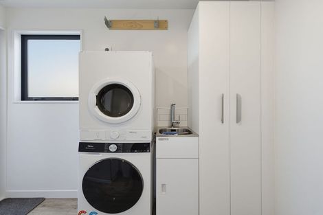 Photo of property in 10 Randolph Street, Woolston, Christchurch, 8062