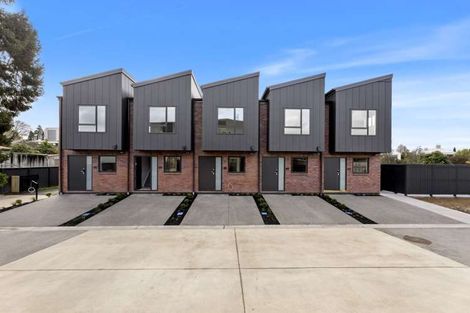 Photo of property in 4/5 Vesty Avenue, Hillcrest, Hamilton, 3216