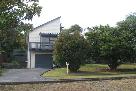 Photo of property in 51 Kennedy Avenue, Forrest Hill, Auckland, 0620