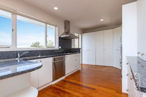 Photo of property in 15a Springs Road, Parakai, 0830