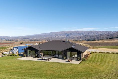 Photo of property in 4 Skeena Way, Waikerikeri, Alexandra, 9391