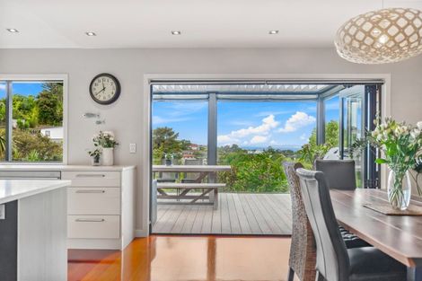 Photo of property in 433 East Coast Road, Mairangi Bay, Auckland, 0630