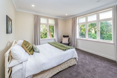 Photo of property in 1 Brassey Road, Saint Johns Hill, Whanganui, 4500