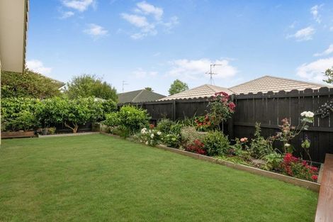 Photo of property in 22 Emmerdale Avenue, Papakura, 2110