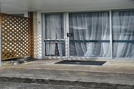 Photo of property in 33 Albert Street, Palmerston North, 4414