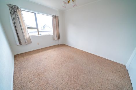 Photo of property in 2/35 Fairlands Avenue, Waterview, Auckland, 1026