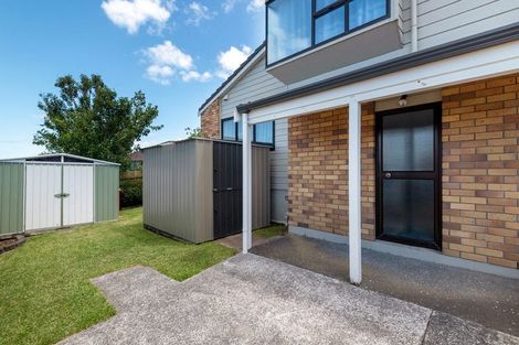 Photo of property in 20 Ronald Macken Place, Windsor Park, Auckland, 0632