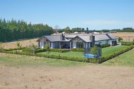 Photo of property in 72 Tupelo Place, Swannanoa, Rangiora, 7476