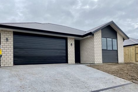 Photo of property in 15 Kahotea Place, Papamoa Beach, Papamoa, 3118