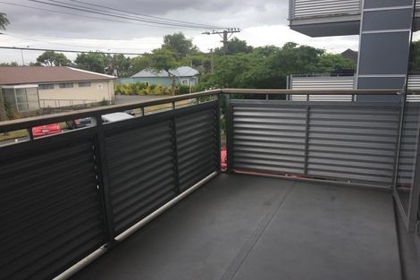 Photo of property in 10/16 Hutcheson Street, Sydenham, Christchurch, 8023