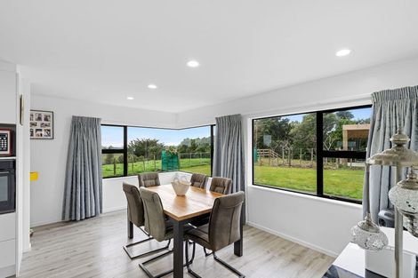 Photo of property in 88 Heights Road, Shannon, Palmerston North, 4474