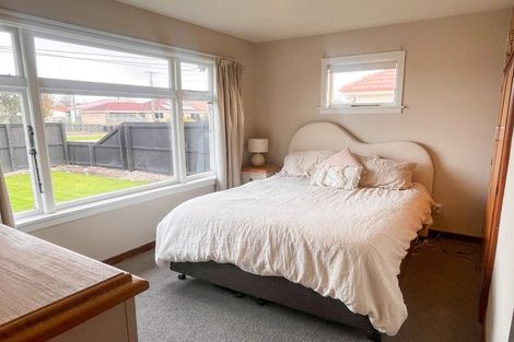 Photo of property in 61 Coopers Road, Dallington, Christchurch, 8061