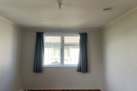 Photo of property in 12 Hinemoa Street, Levin, 5510