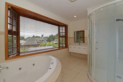 Photo of property in 48 Wai-iti Crescent, Woburn, Lower Hutt, 5010