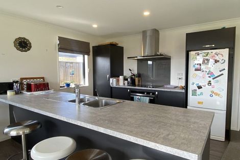 Photo of property in 8 Sholto Duncan Crescent, Halswell, Christchurch, 8025