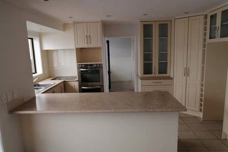 Photo of property in 21 Palliser Lane, Browns Bay, Auckland, 0630