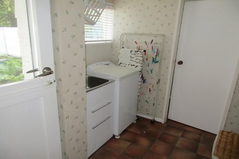 Photo of property in 5 Arthur Grove, Waikanae, 5036