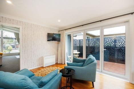 Photo of property in 50 Newcastle Street, Hokowhitu, Palmerston North, 4410