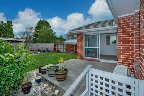 Photo of property in 8 Cranbrook Avenue, Burnside, Christchurch, 8053